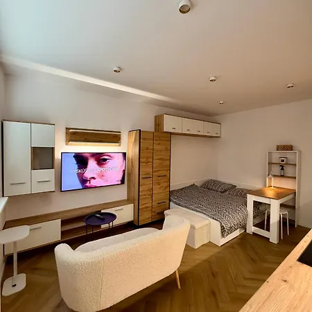 Apartment Snp